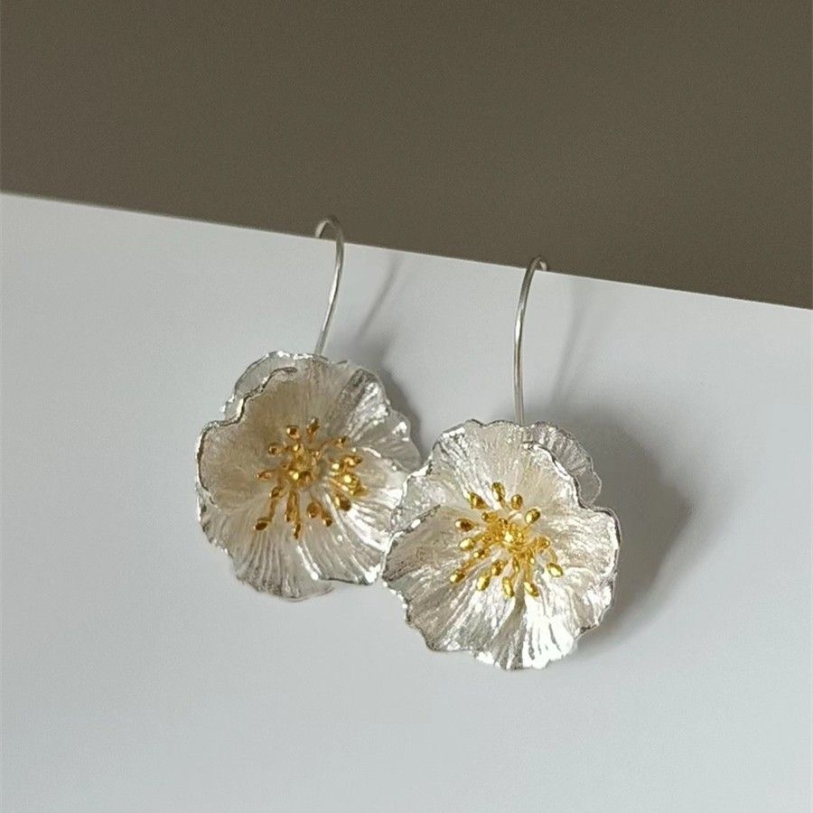 Poppy earrings