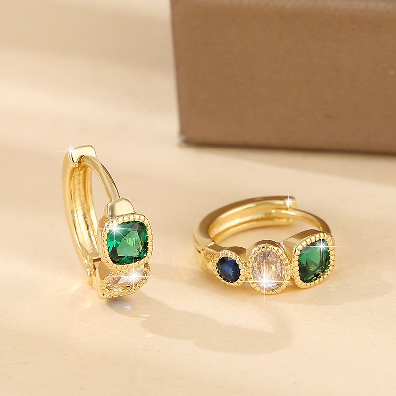 Three color zircon ear buckle