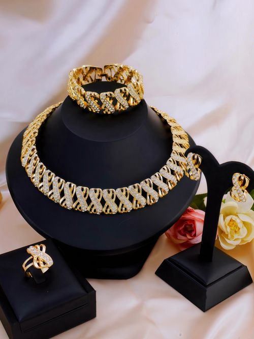 Four-piece jewelry set