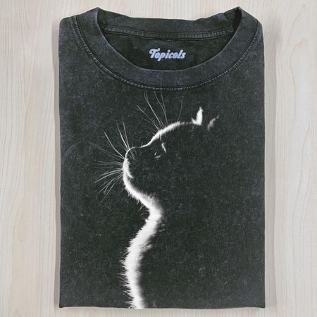 BACKLIT CAT T-SHIRT
