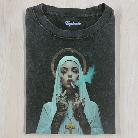 NUNS T-SHIRT