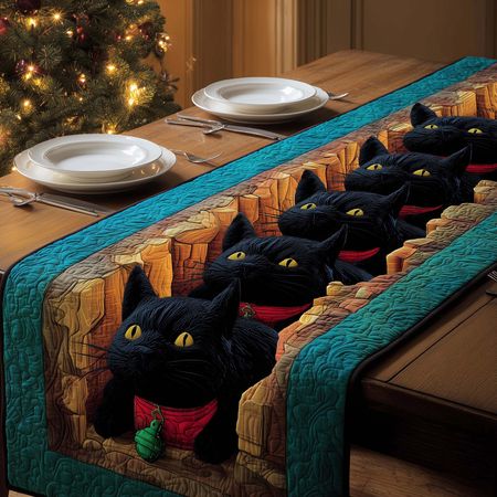 Canyon Cats Quilted Table Runner GFTOQM1310