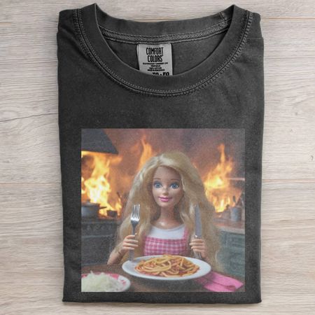 DOLL GIRL MEME T-SHIRT