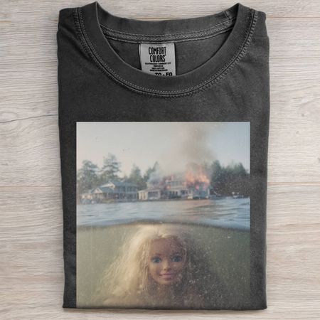UNDERWATER BARBIE GIRL T-SHIRT