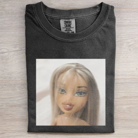 BRATZ GIRL MEME T-SHIRT