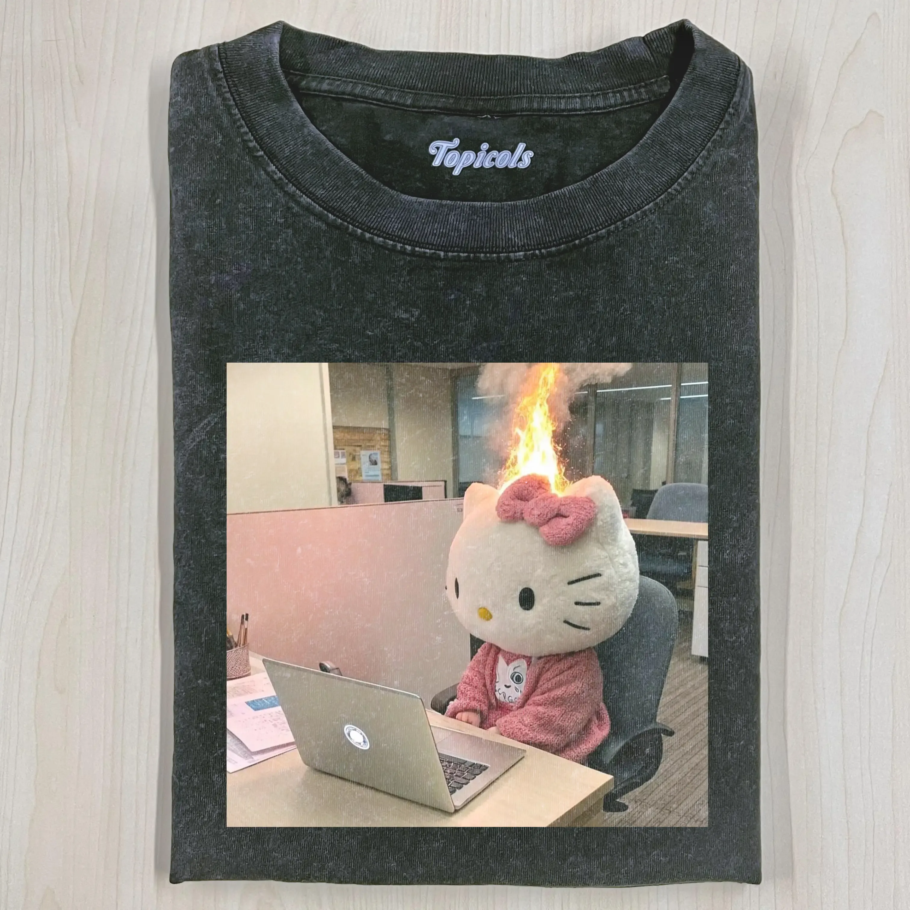 HELLO KITTY T-SHIRT