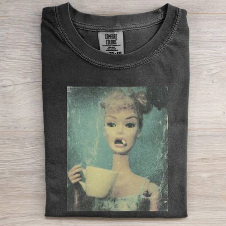 DOLL GIRL MEME T-SHIRT. 7.15