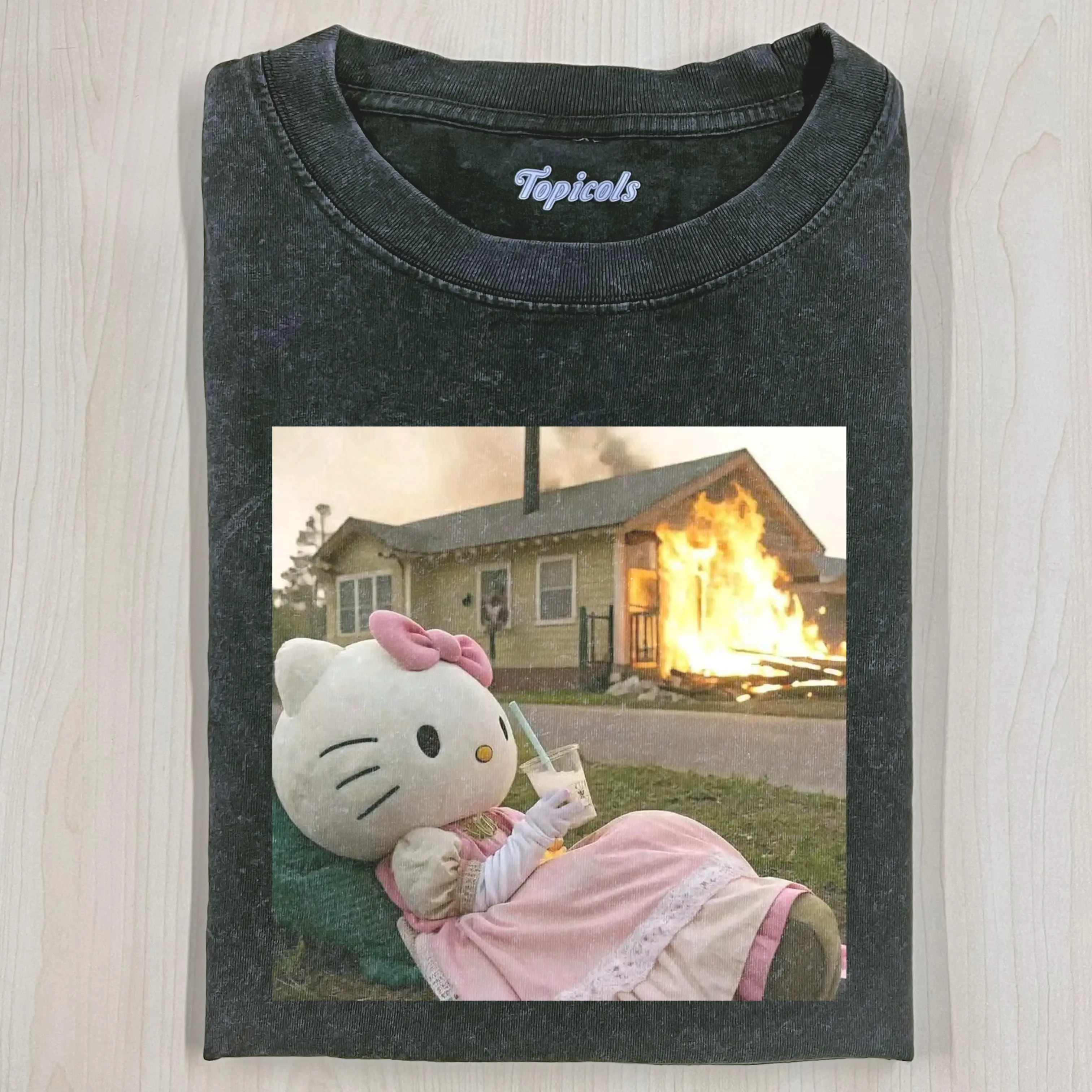 HELLO KITTY T-SHIRT