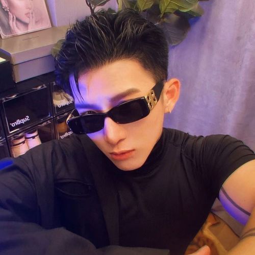 🔥Hot Sale🔥Fashion Sunglasses Buy one get one free Super Deals