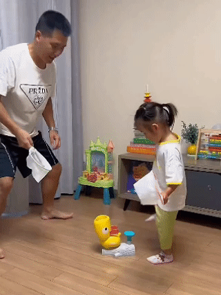 🥏Kid's Flying Discs Launcher Toys