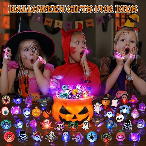 50pcs Halloween Party Favors for Kids Adults Gifts Halloween Treats LED Light Up Rings Flash Rings Glow In The Dark Party Supplies Goodie Non Candy Bag Filler Treats Prizes Decorations