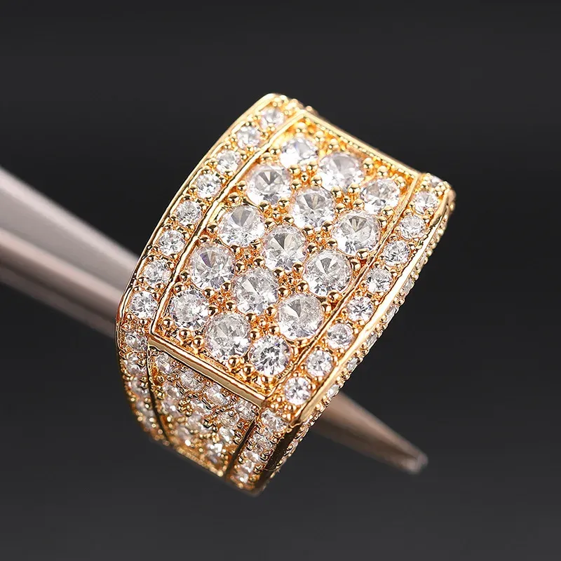 Hot selling men's rings, suitable for party wear, full sparkling ice crystal cubic micro-paved CZ crystals, luxury hip hop ring jewelry