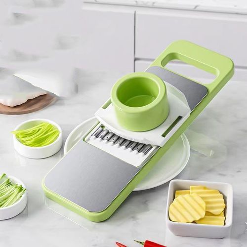 Kitchen Essential Alert! Effortless Shredding & Slicing in Seconds