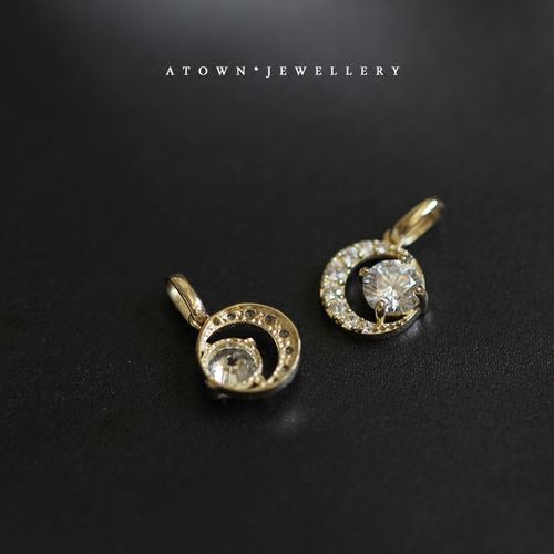 ATOWN JEWELLERY Moon Phase Zircon Pendant Necklace