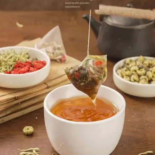 Dandelion, chrysanthemum and mulberry seed tea - the liver-cleansing tea for those who stay up late and sit for long periods. This tea is made with carefully selected herbs such as dandelion, chrysanthemum and mulberry seed. It clears heat, calms the liver, improves vision, moistens the intestines and relieves constipation caused by staying up late. It is easy to brew. Each bag contains 50 servings. If you place an order today, you will receive 2 large bags, totaling 100 servings.