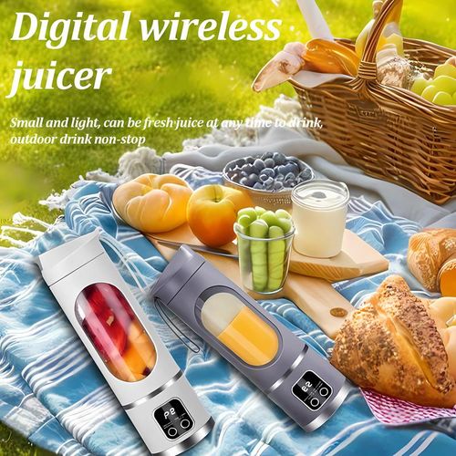 Portable juicer! USB charging, compact and easy to carry.