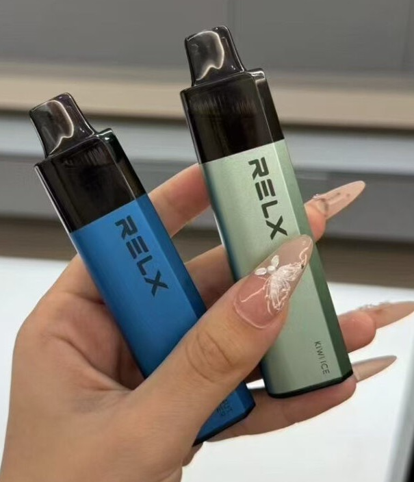 RELX 悅刻抛棄式8000口 有油就有電 透明油艙 高顔值