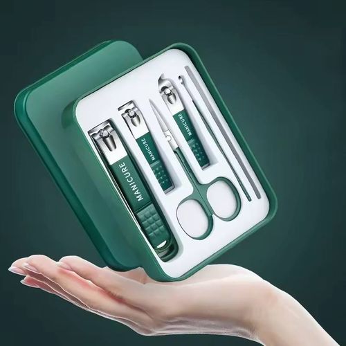 Stainless steel nail art and beauty kit, professional nail clippers and tools, with travel case, nail trimmer set, UV gel polishing tools.