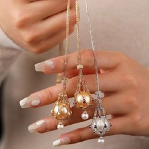 Gold and diamond pearl mesh pocket pendant necklace light luxury temperament senior feeling