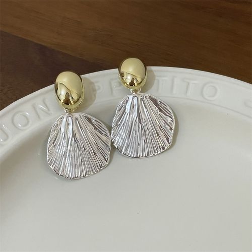 Glistening Gold Brushed Shell Texture Earrings