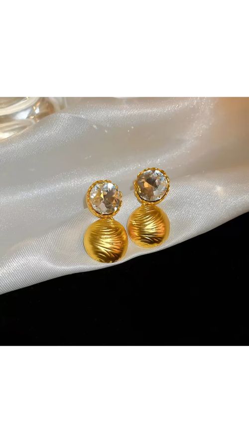 Vintage Luxury Women's Crystal & Gold Bead Earrings - Elegant, Distinctive & Symbolizing Nobility & Prosperity