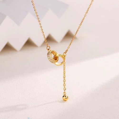 Women's Fade-Resistant Gold-Colored Titanium Steel Collarbone Necklace - Double-Ring Pendant with Elegant & Prosperous Charm