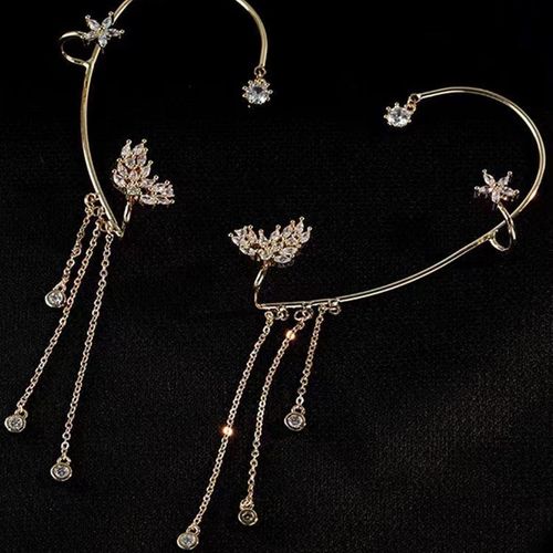 Super shiny tassel ear cuffs for the right ear (single piece), diamond-encrusted, suitable for those without ear piercings, exuding an elegant and high-class charm as earrings.