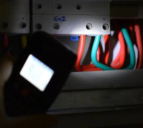Multimeter, Digital Multimeter 4000 AN109 NCV Detection Voltage Multimeter with LED Light Handheld Multimeter Tool for AC and DC Voltage, Multimeters