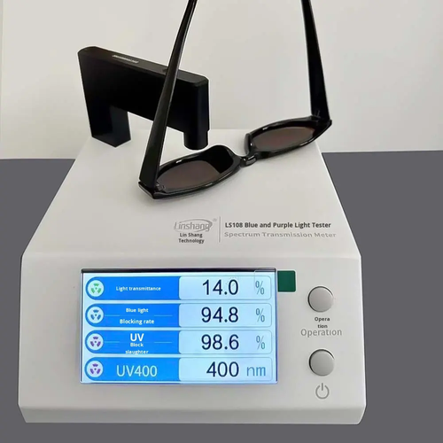 New designer-style cat-eye sunglasses with UV400, unisex.
