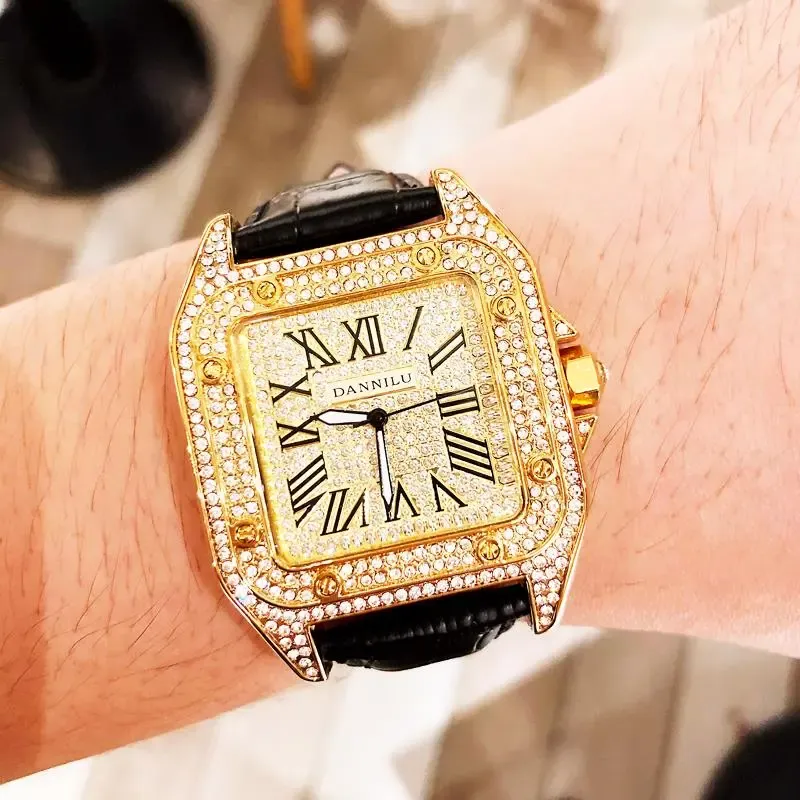The luxurious appearance of the Tank watch