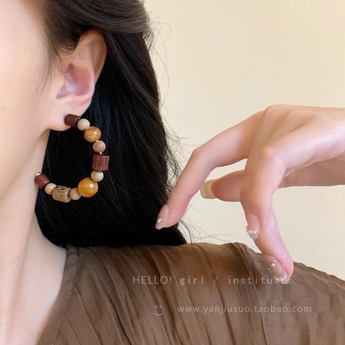 C-shaped Earrings