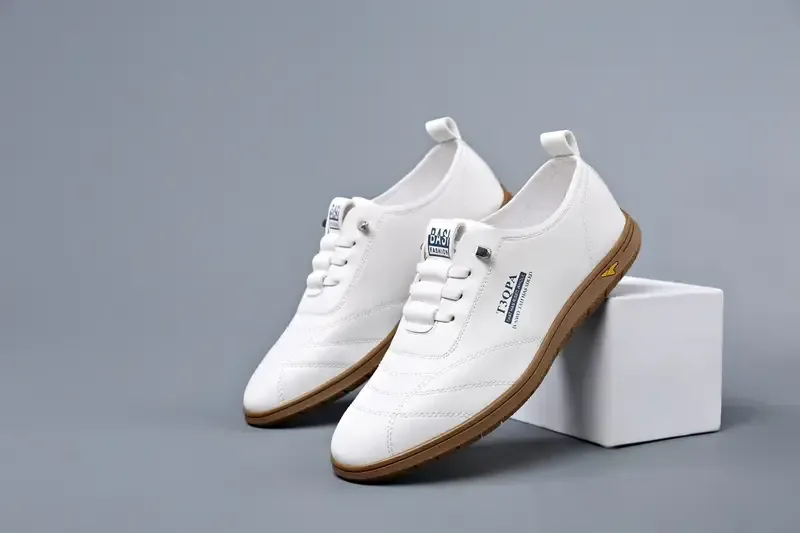 Stylish Plus Size Men's Solid Color Oxfords