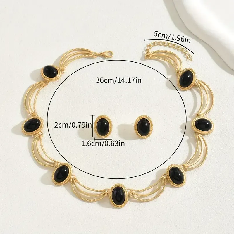 Vintage Style Black Oval