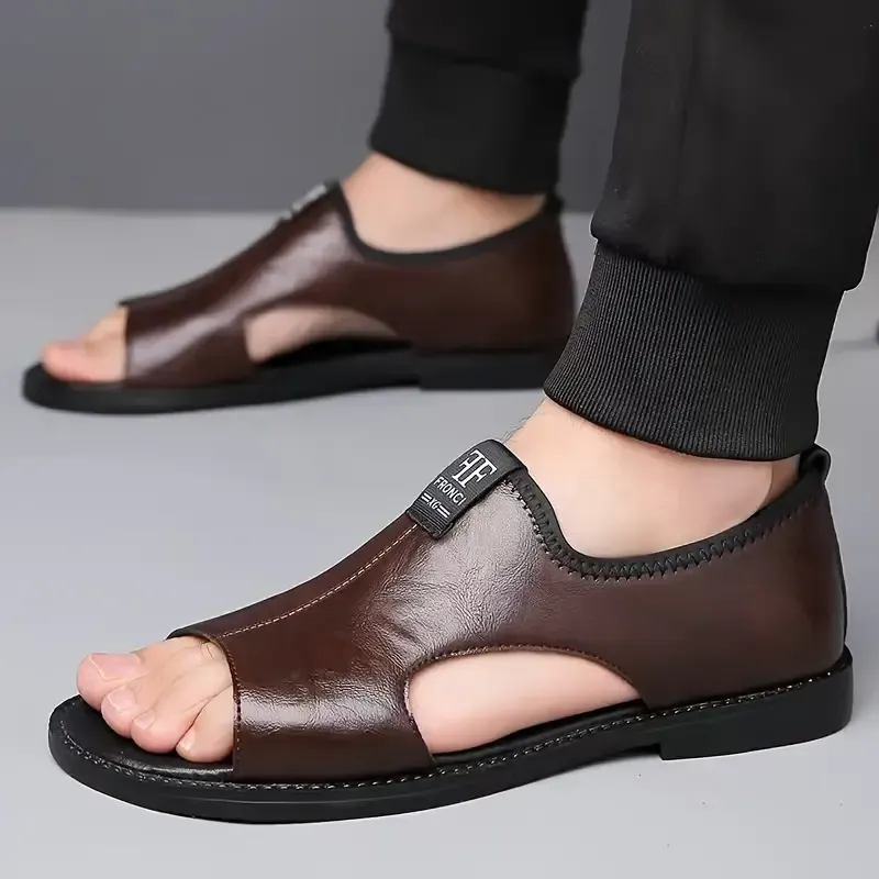 🔥Hot Sale🔥New men's beach shoes hollow breathable non-slip outdoor leisure leather sandals