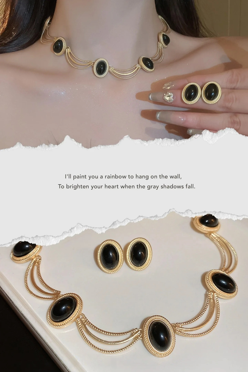 Vintage Style Black Oval