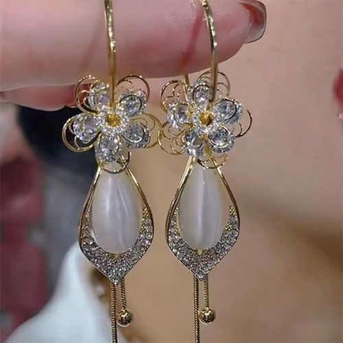 Crystal Rhinestone Diamond Sweet Tassel Flower Ear Jewelry Cat Eye Stone Pendant Earrings