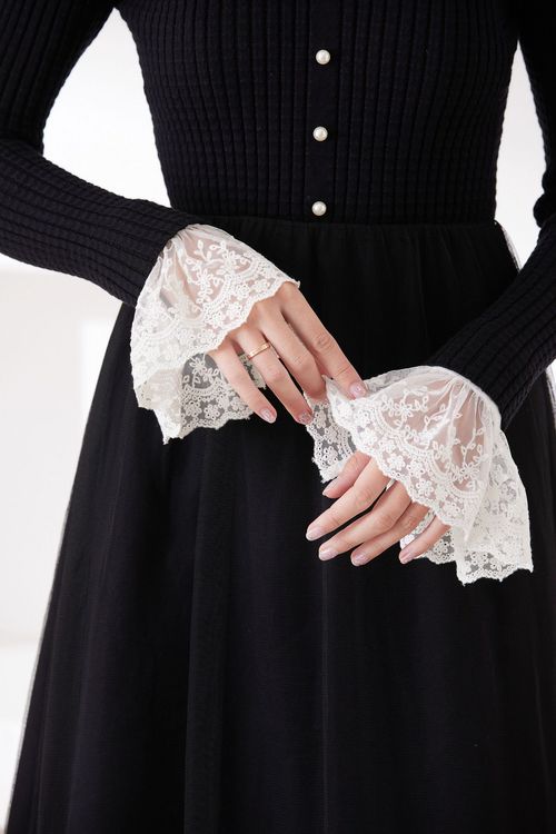 Gentle Style Lace Fake Sleeves, Cuff and Pant Hem Decoration