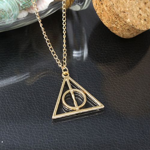 High-quality Retro Charm Triangle Deathly Hallows Geometric Pendant Necklace