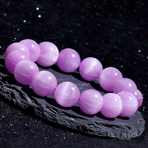 Natural purple lithium feldspar bracelet. High-quality lavender-colored crystal queen.