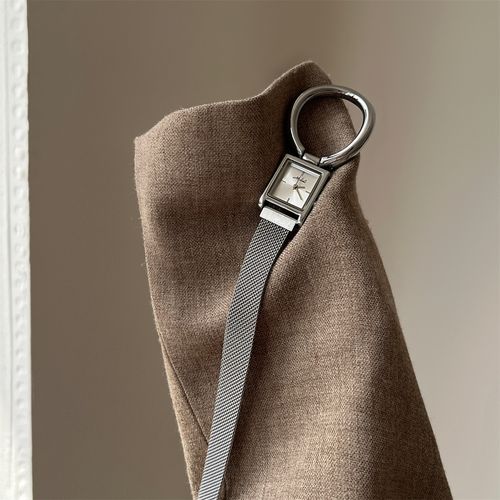 Large round ring square small dial magnetic snap bracelet watch for women, retro and niche style