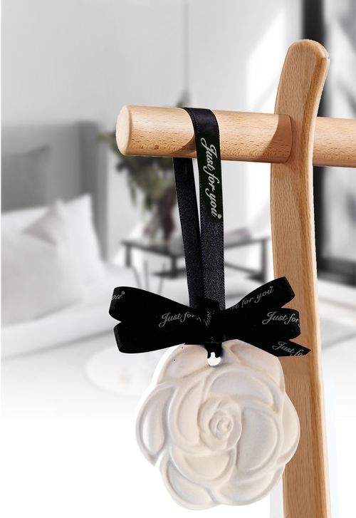 Car air freshener, 3 aromatherapy ceramics, suitable for drawers and wardrobes, cars, bathrooms, etc. Men's and women's car fragrance gifts, non electric, no battery