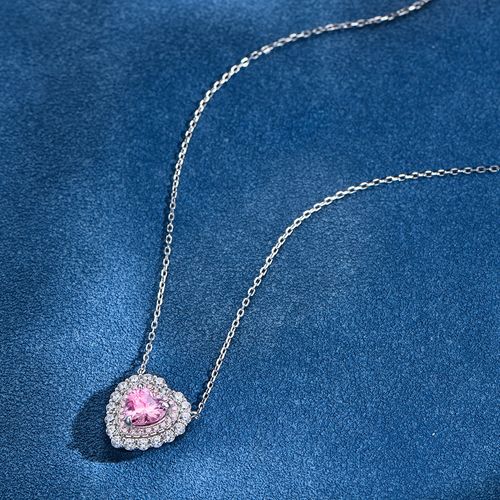 Exquisite heart-shaped birthstone necklace, suitable for mother, girl or lady. Platinum-plated square crystal zirconium pendant with a shining halo as a birthday, anniversary or Valentine's Day gift.