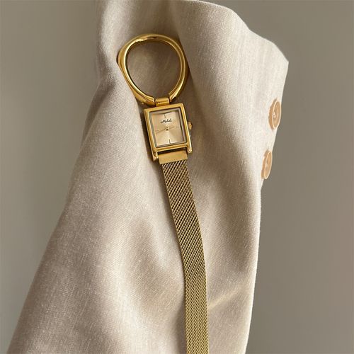 Large round ring square small dial magnetic snap bracelet watch for women, retro and niche style