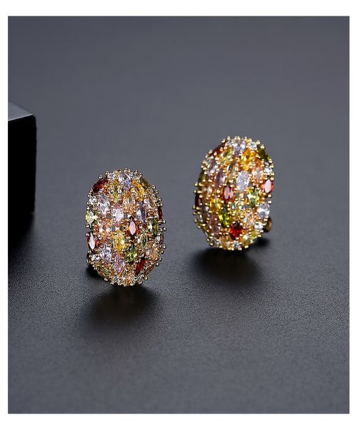 stud earrings