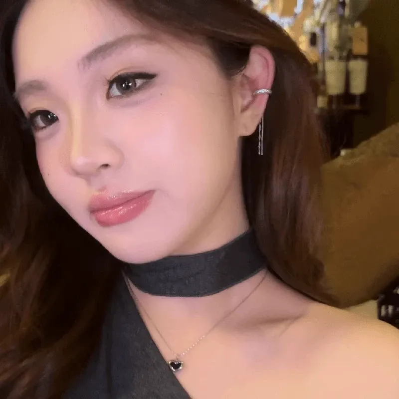 Non-Pierced Tassel Rhinestone Earring (Single Piece) – Fashionable and Elegant High-End Design