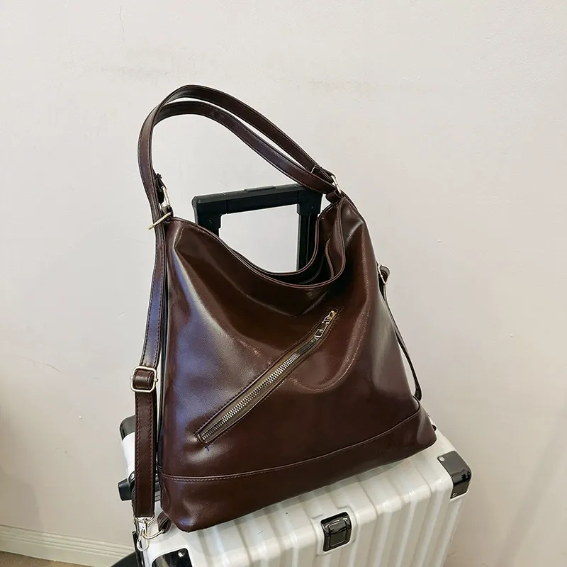 Retro Large Capacity Deformable Tote Bag | Multiple Ways to Wear in One Bag