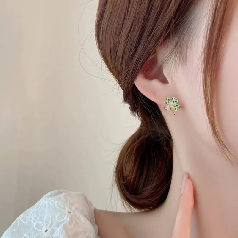 Pearl Lucky Four-Leaf Clover Stud Earrings