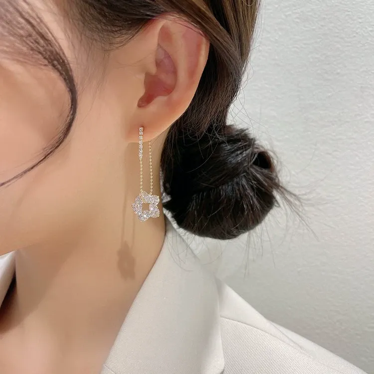 Elegant Light Luxury Rhinestone Flower Drop Earrings for Women – Trendy New Style Loved by Influencers