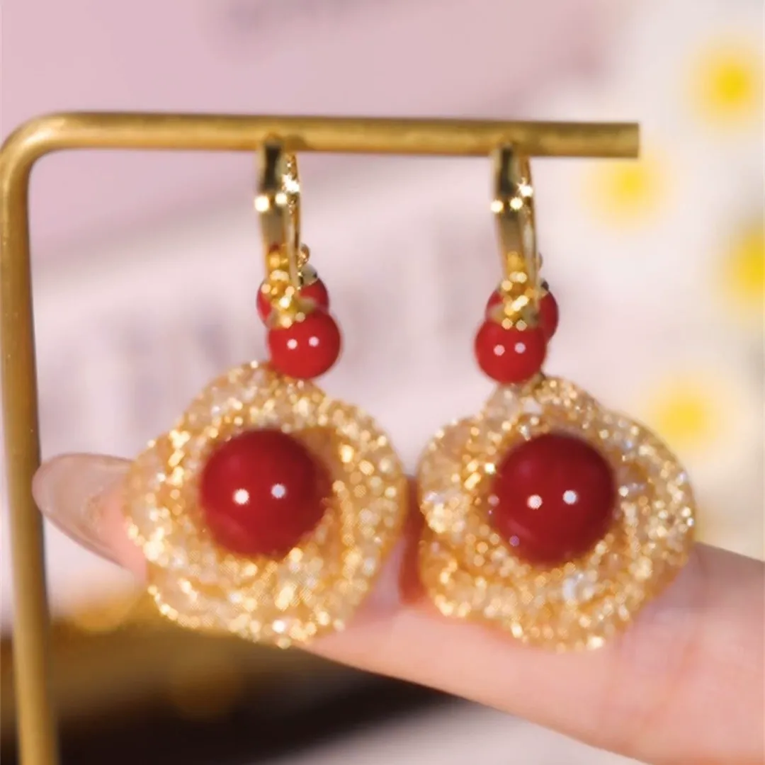 Red Mesh Flower Clip-On Earrings – New Arrival with Unique Design, High-End Cool Style for a Distinctive Look