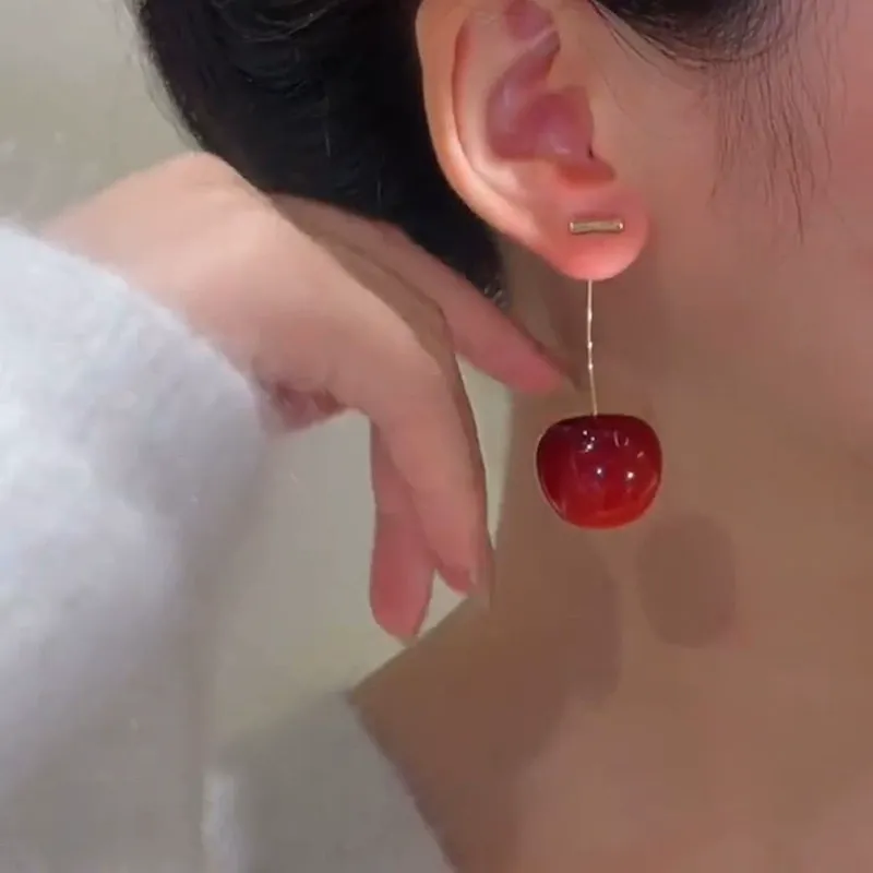 Sweet and Fresh Cherry Earrings – Light Luxury Classic Red Design with Elegant and Gentle Style